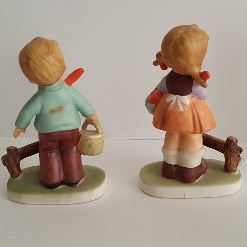 Collectible Figurines Boy with Basket & Girl with Basket Unknown - Picture 5 of 12
